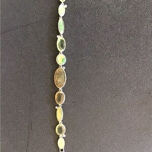 Green tones bracelet